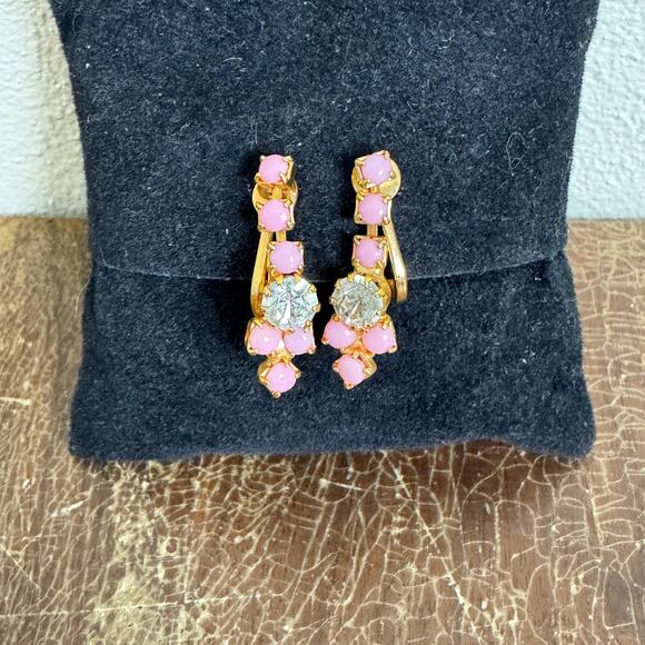 Vintage Gold Tone Pastel Pink Clear White Rhinestone Dangle Clip on Earrings - Picture 1 of 4